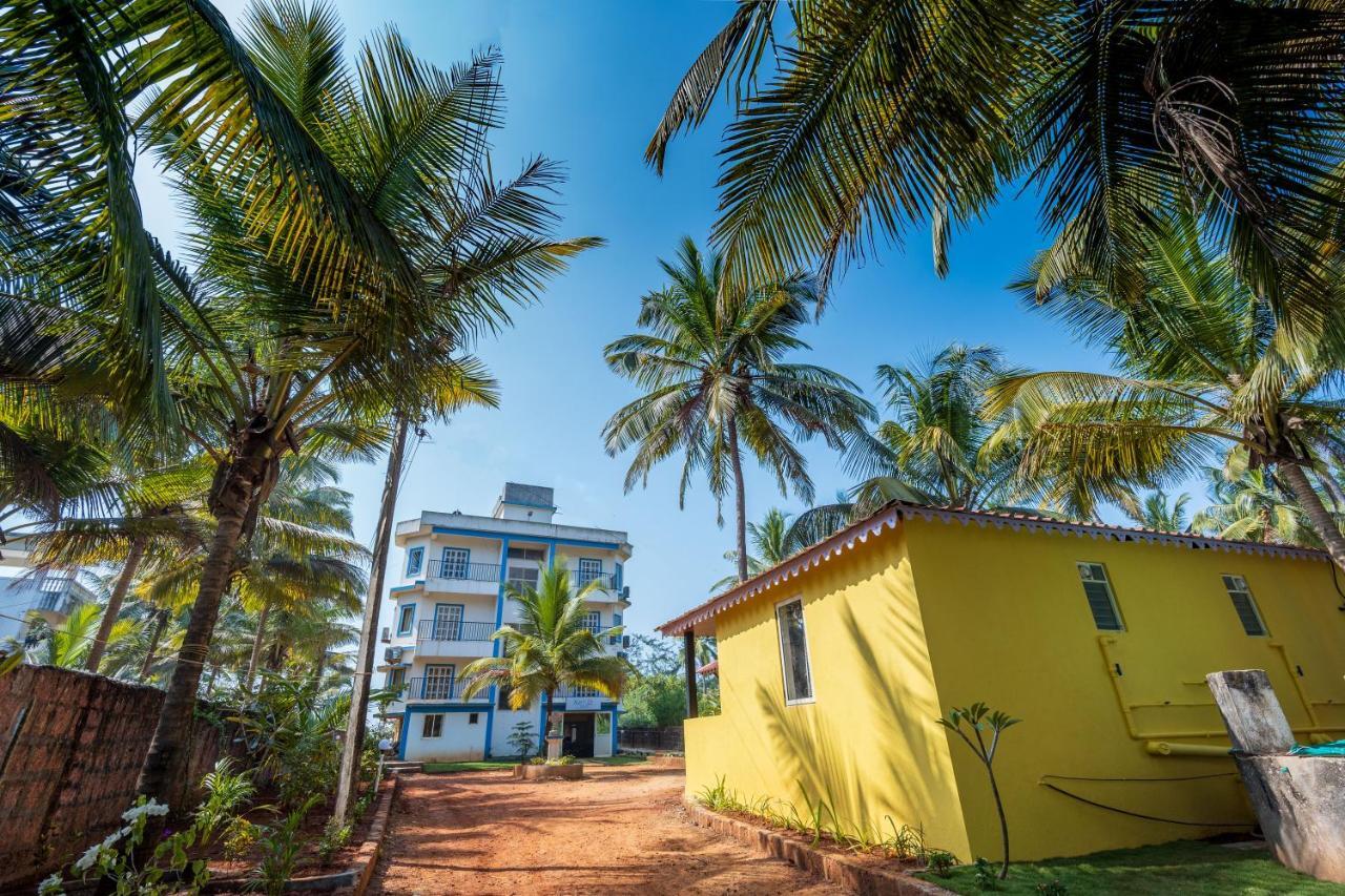Hotel Kay'S By The Sea Ajgaon Esterno foto